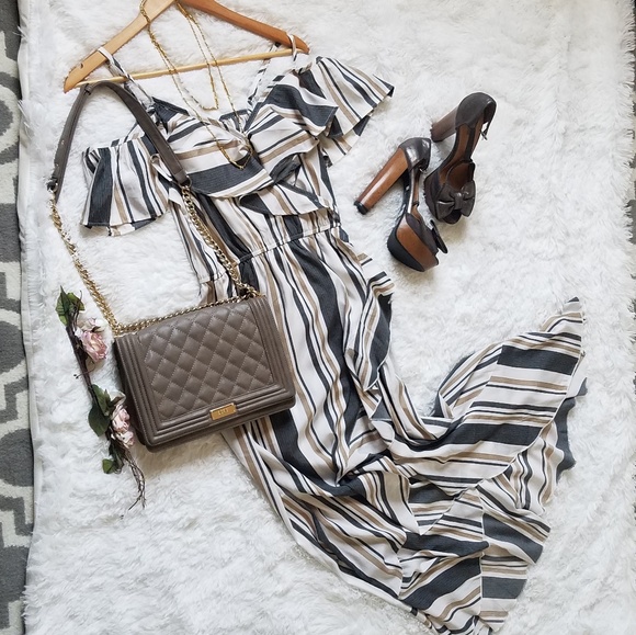 Hint of Blush Dresses & Skirts - 🆕️👗Off Shoulder Striped Maxi Dress👗